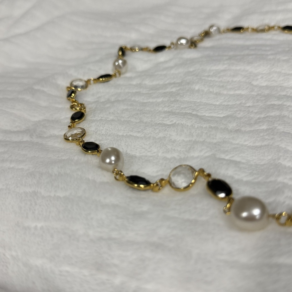 Vintage Faux Pearl Black & Clear Crystal Station Necklace Gold Tone Long Necklac - Picture 3 of 4
